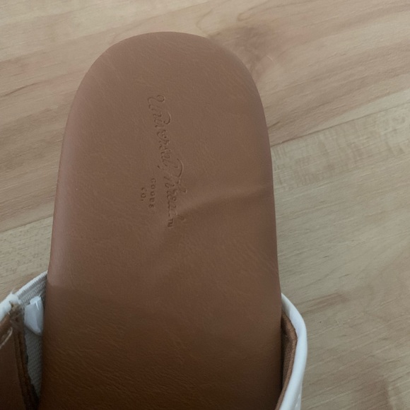 Universal Thread Magnolia Heels/Clogs - Picture 7 of 8